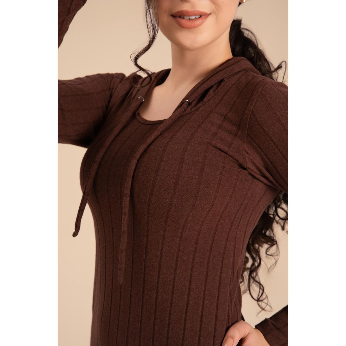 Vestido Sensorial Manga Longa com Capuz